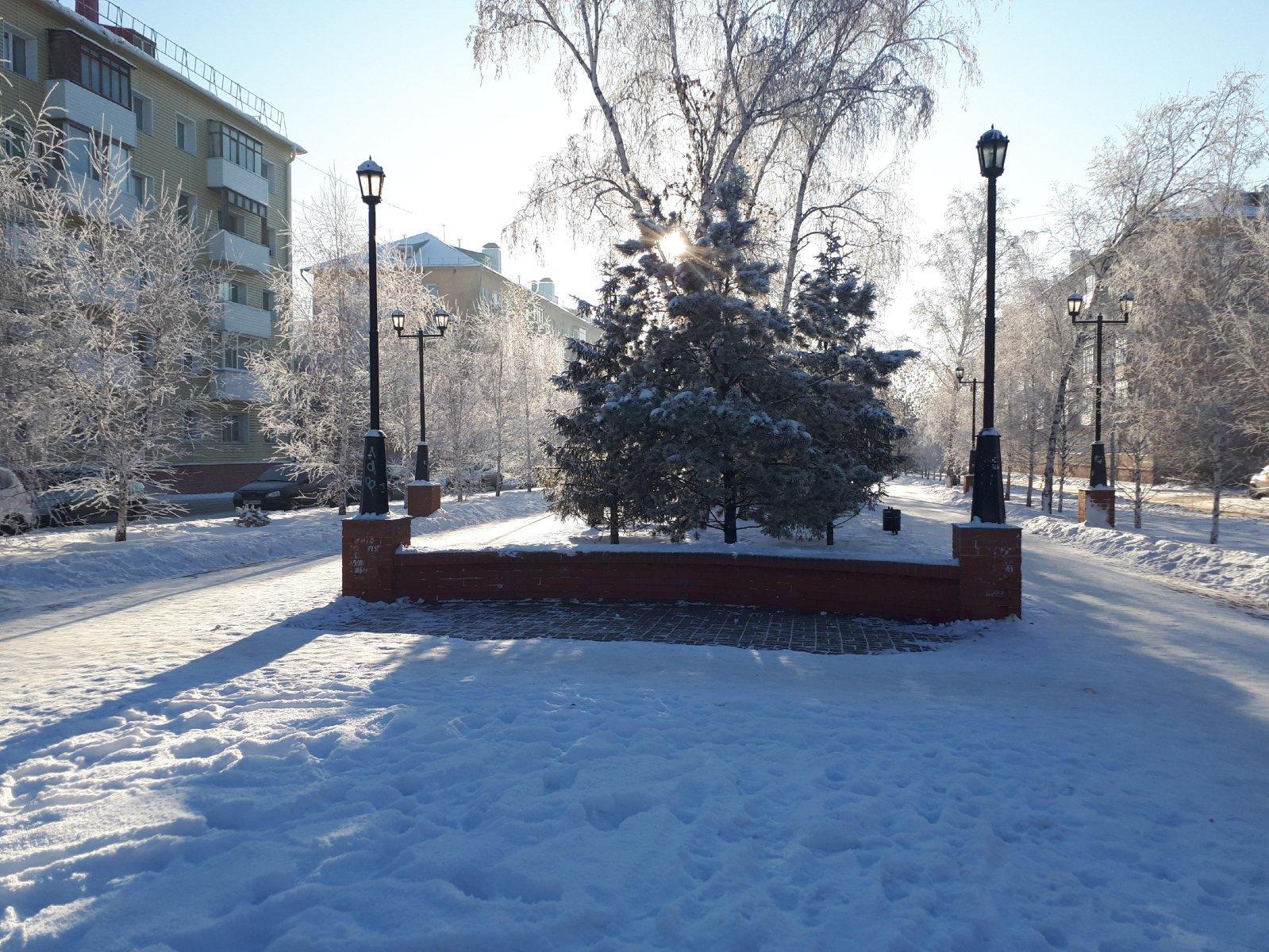 Советский омска. Андрианова 3 Советский парк. Андрианова 3/1 Омск. Андрианова 3 каток. Парк Советский Омск 1985.